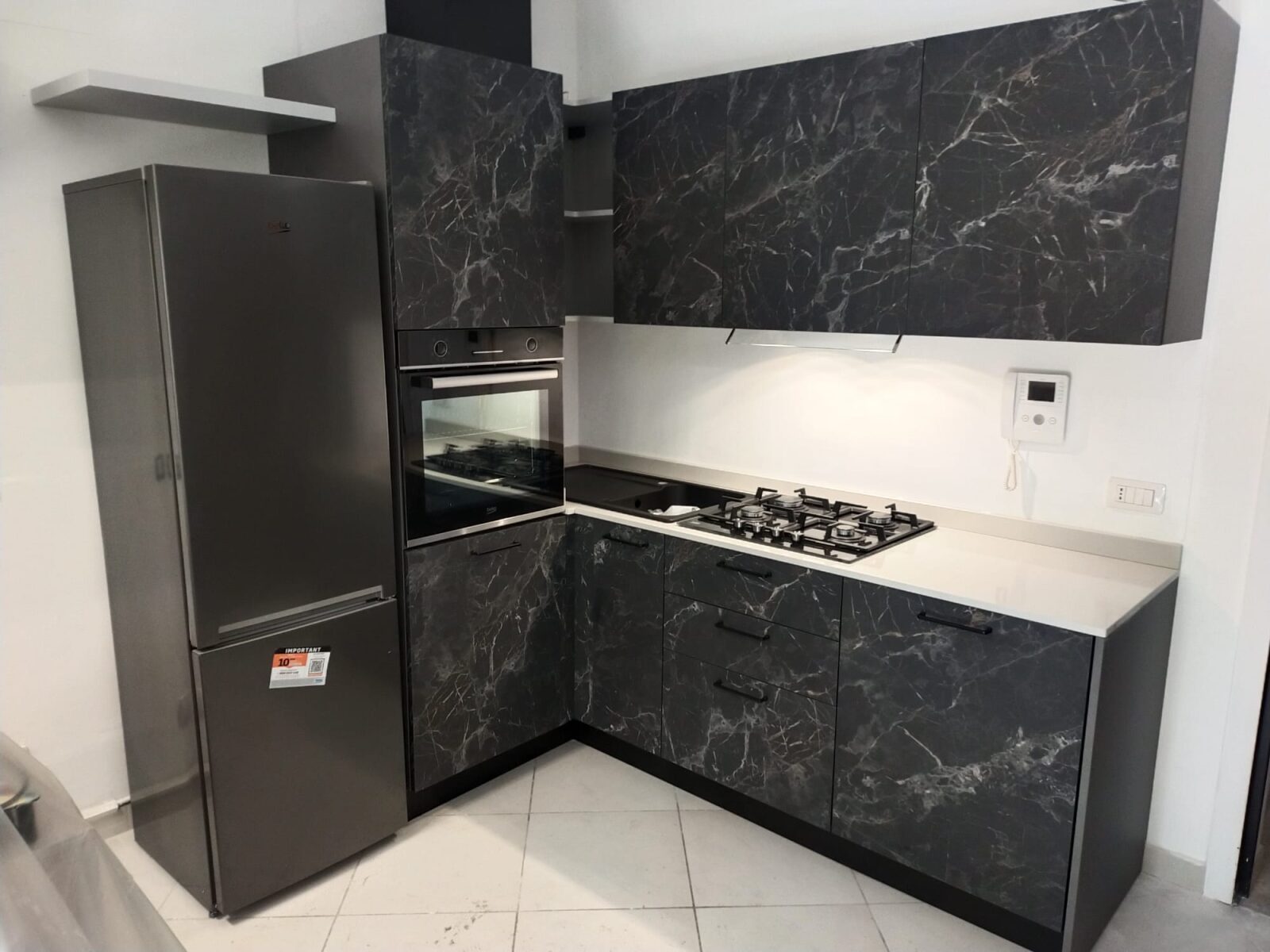 Montaggio cucina ad angolo a Cesena